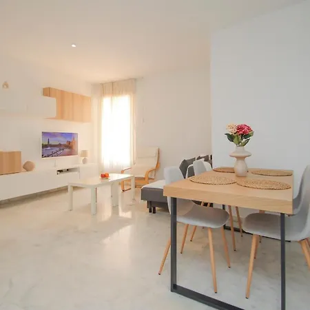 Lägenhet Spacious 2-Bedroom Apartment - Walk To Isla Magica - Ac - Premium Bed *