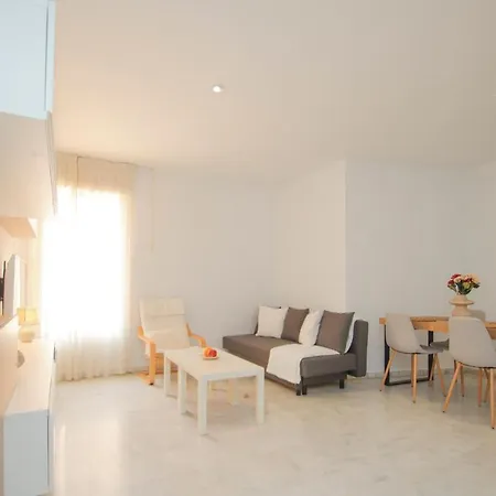 Lägenhet Spacious 2-Bedroom Apartment - Walk To Isla Magica - Ac - Premium Bed